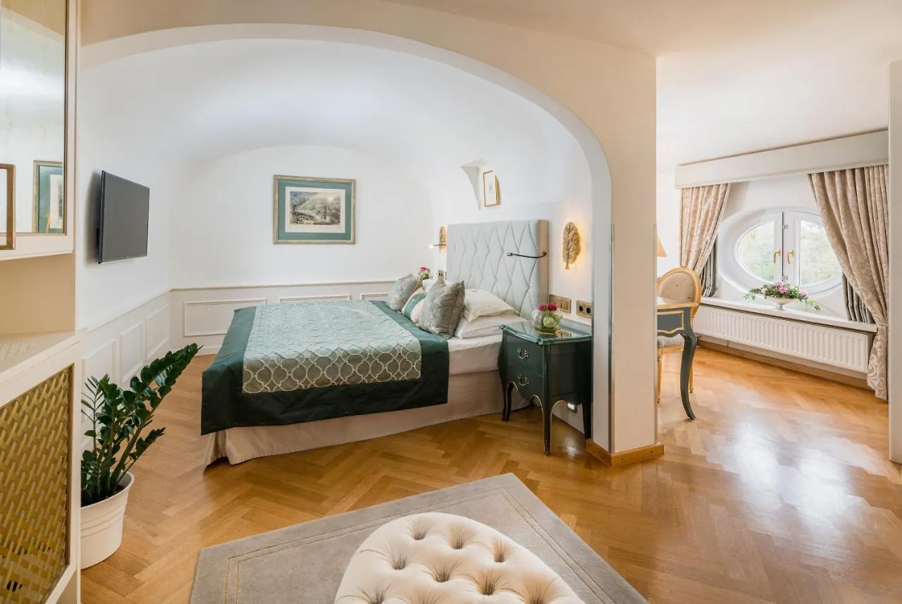 Hotel Schloss Moenchstein Зальцбург