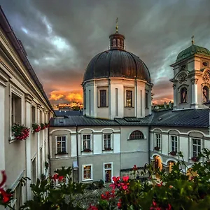 Gaestehaus Im Priesterseminar *** Salzburgo